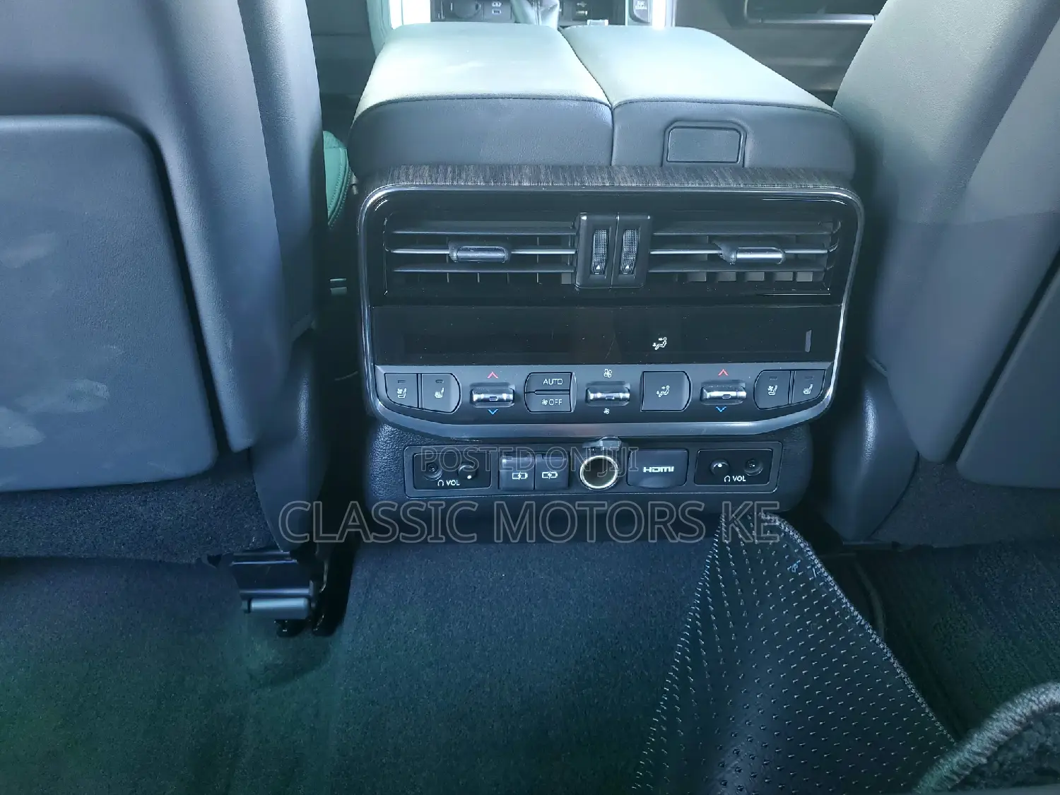 Toyota Land Cruiser 3.3 Diesel 4WD 2022 Black