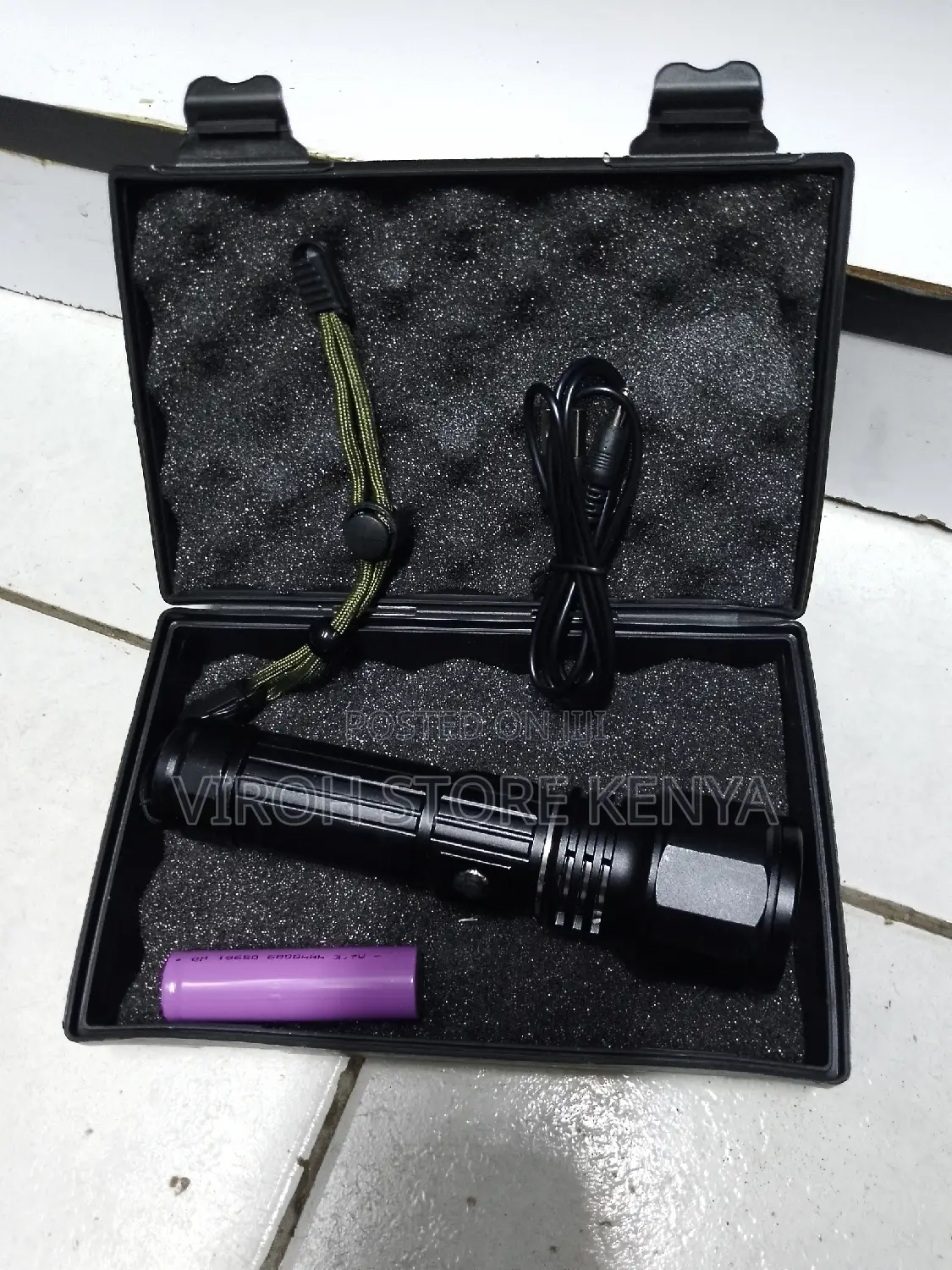 Zooming Flashlight Rechargeable Torch Powerstyle