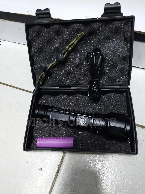 Zooming Flashlight Rechargeable Torch Powerstyle - thumbnail 2