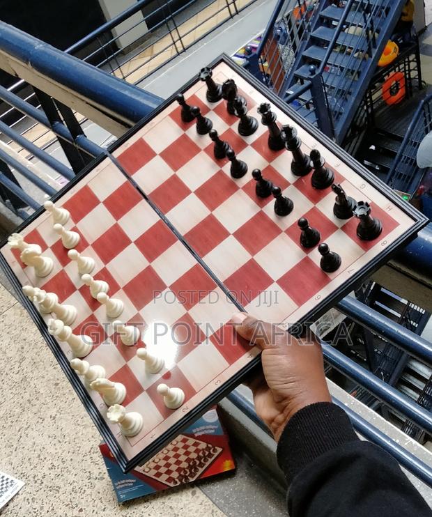 Foldable Magnetic Chess Board Game - thumbnail 4