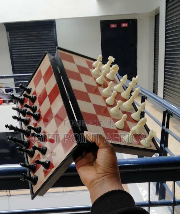 Foldable Magnetic Chess Board - main view