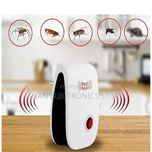 - Electronic Rodent Insect Repeller for Mice, Mosquitoes, - main view