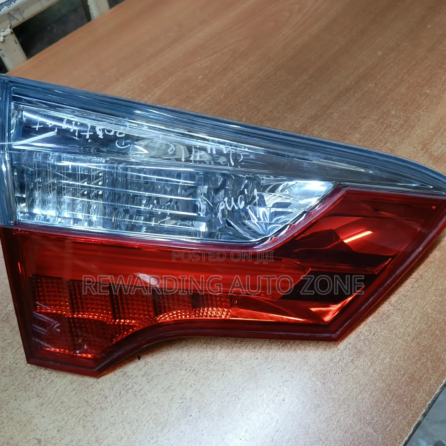Honda Fit Shuttle New 2016 Bootlight LHS.