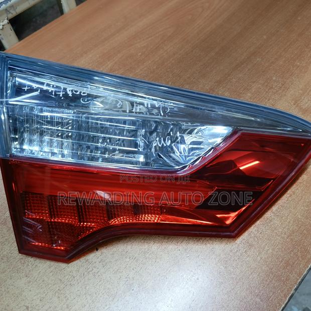 Honda Fit Shuttle New 2016 Bootlight LHS. - thumbnail 3