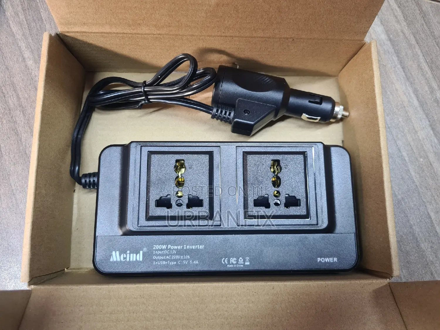 12 Volts 200 Watts Power Inverter With 2 USB Ports