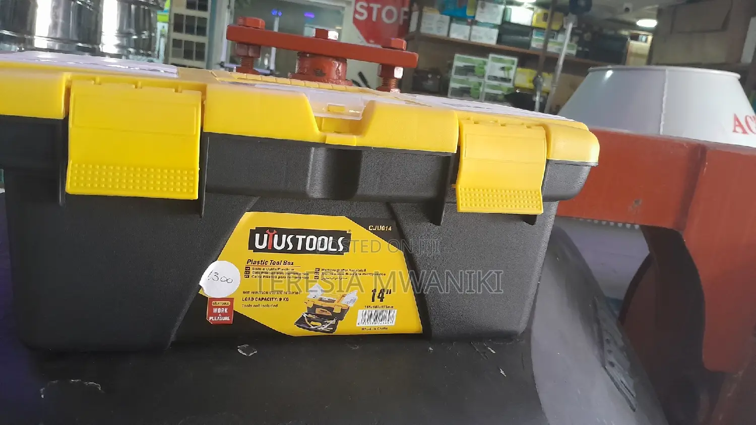 Plastic Tool Box 14"