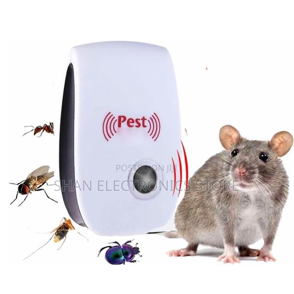 Unique-Portable High Quality Ultrasonic Pest Repeller