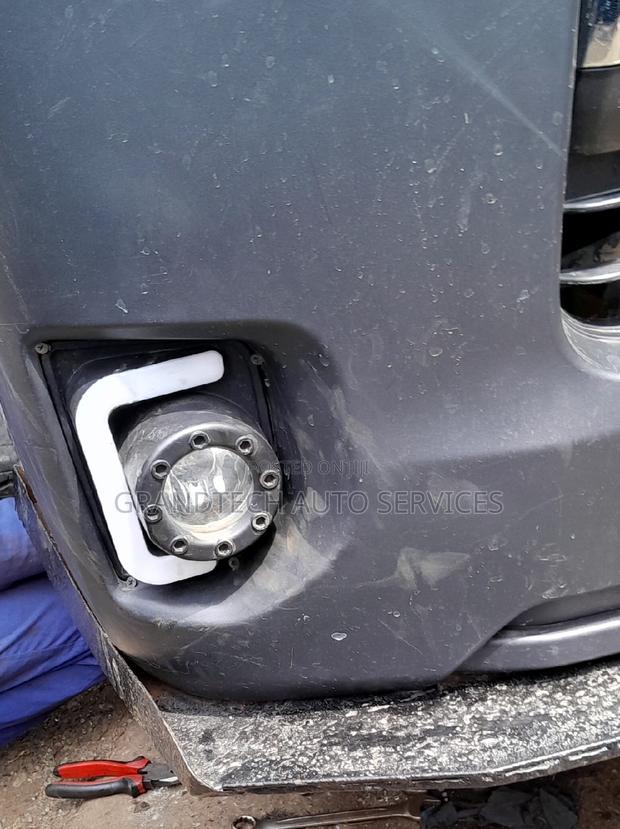 Toyota Hiace 7l 9l LED Foglights ;