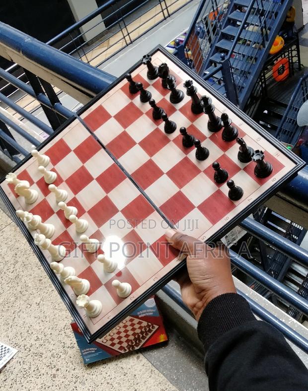 Magnetic Foldable Chess Board Game - thumbnail 2