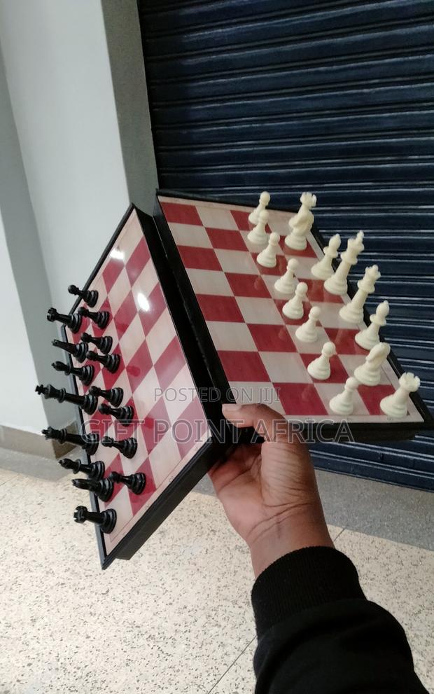 Small Magnetic Foldable Chess Board - main view