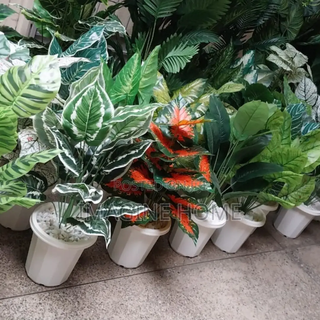 Artificial Green Plants