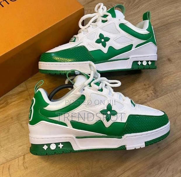 Designer LV Sneakers - main view