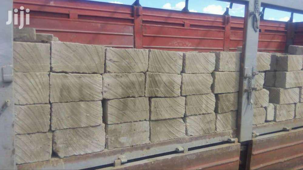 Stones,Ndarugo Machine Cut