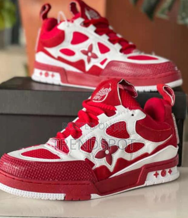 Designer LV Sneakers - thumbnail 3