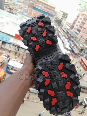 Skyview Hiking Boots >Outdoor Hiking Boots