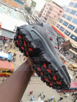 Skyview Hiking Boots >Outdoor Hiking Boots