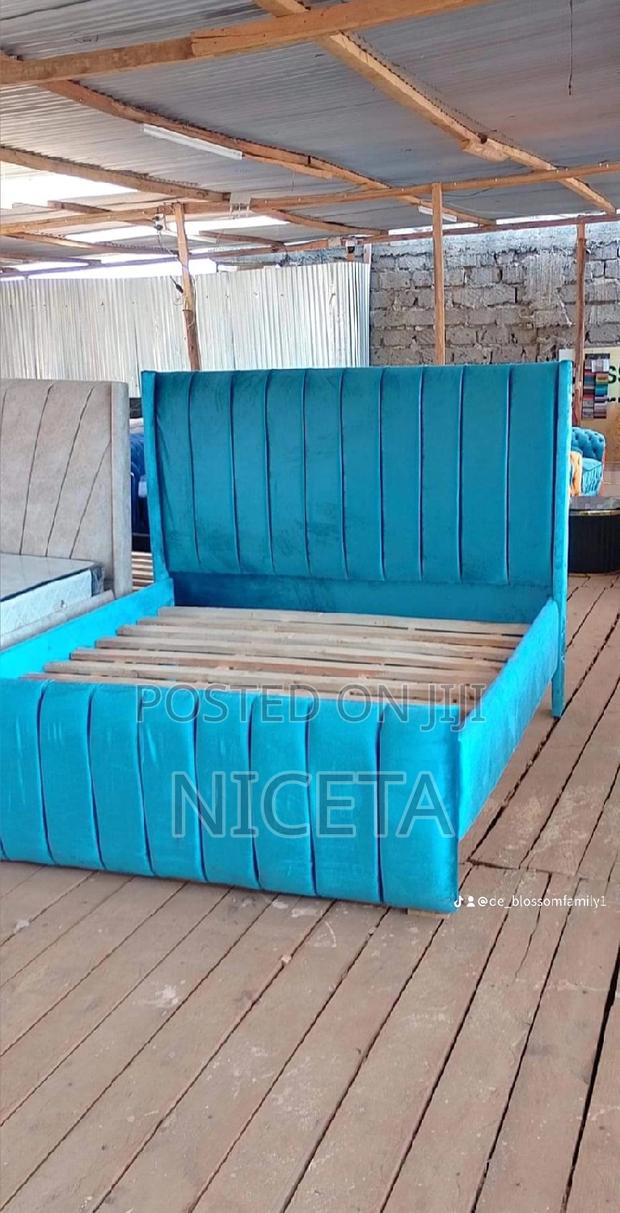 Blueish 5x6 Chester Bed