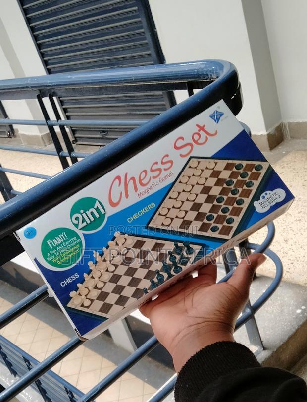 2 In1 Portable Chess and Checkers Draughts Board Game - thumbnail 3