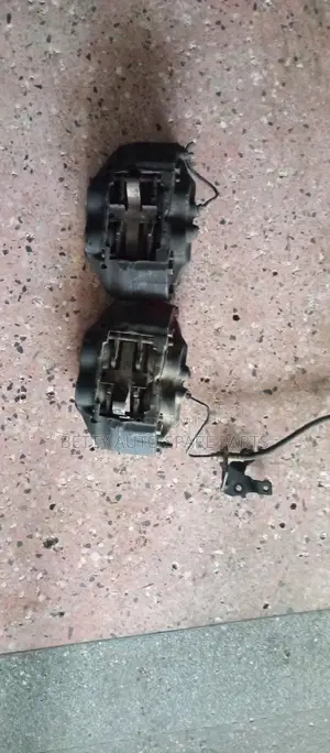 Toyota Hilux Vigo 4 Wd Front Caliper