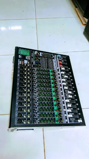 BE14 Soundbest Plain Mixer