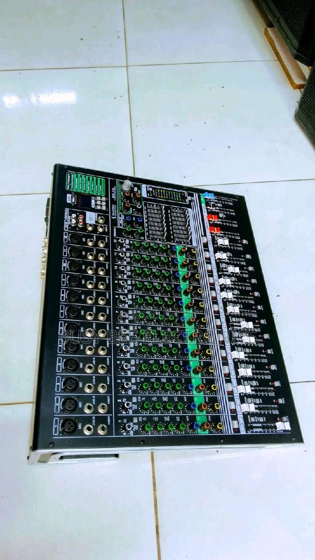 BE14 Soundbest Plain Mixer