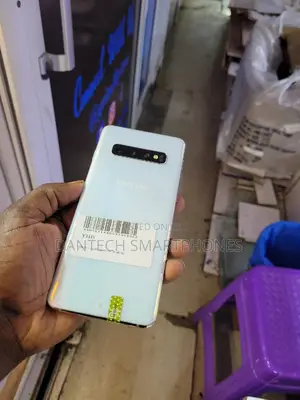 Samsung Galaxy S10 128 GB Gold