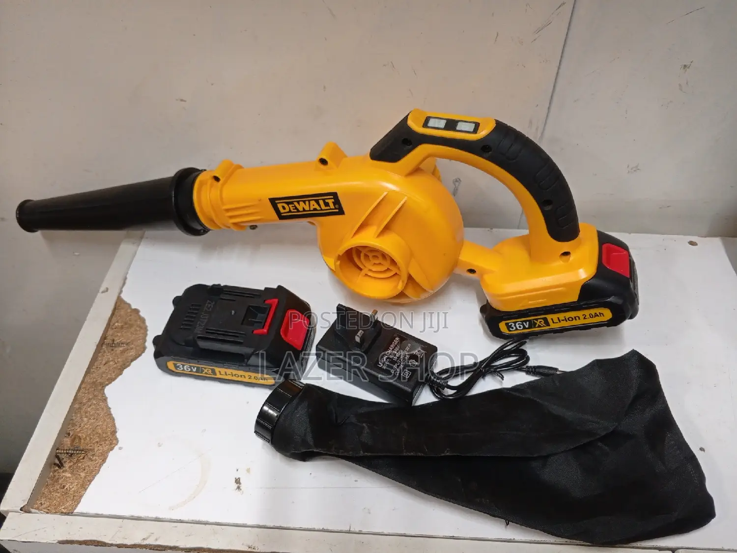 Rechargeable Leaf Blower