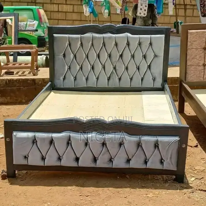 5x6 Turfed Chester Bed