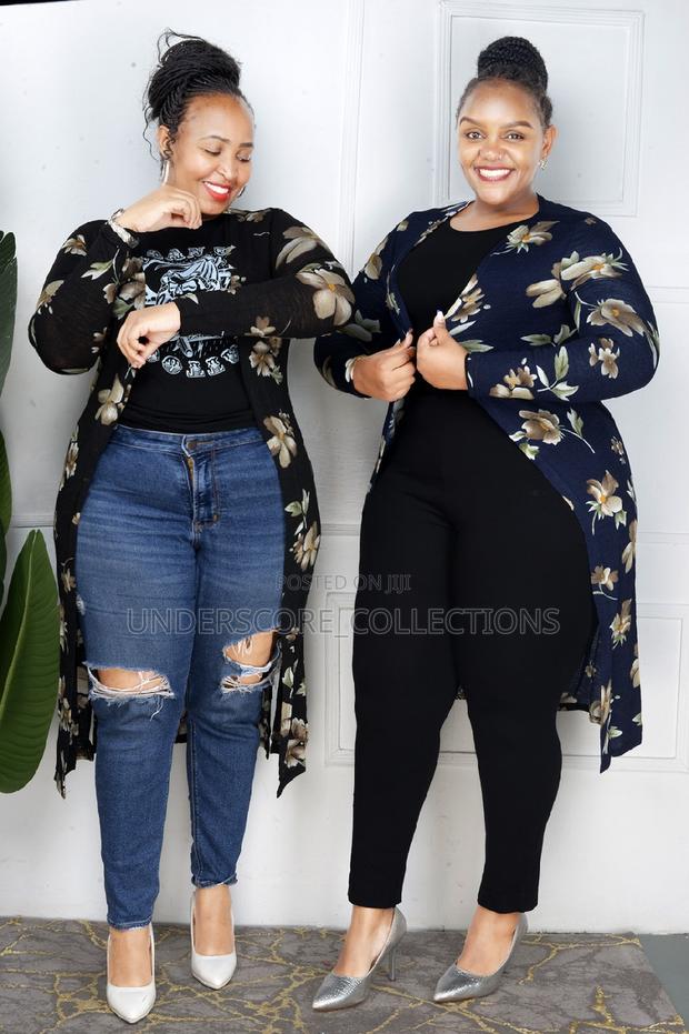 Plus Size Fitting Floral Kimonos - thumbnail 2