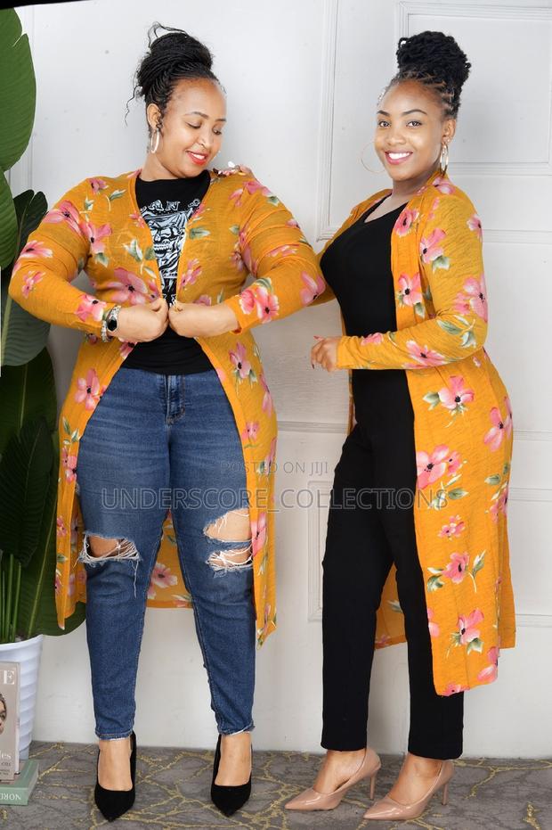 Plus Size Fitting Floral Kimonos - thumbnail 3