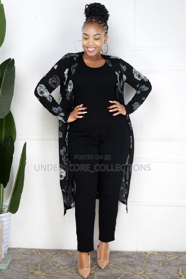 Plus Size Fitting Floral Kimonos - thumbnail 4