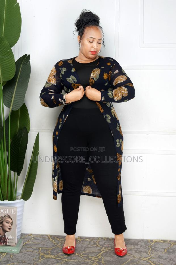 Plus Size Fitting Floral Kimonos - thumbnail 6