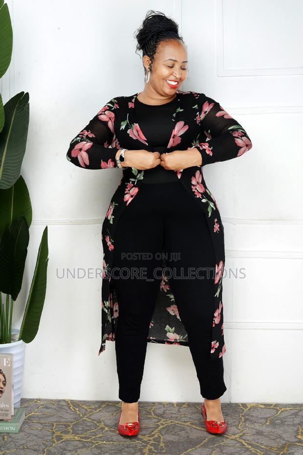 Plus Size Fitting Floral Kimonos - thumbnail 7
