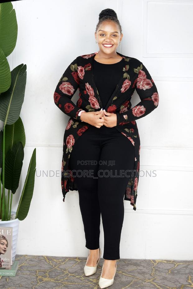 Plus Size Fitting Floral Kimonos - thumbnail 8
