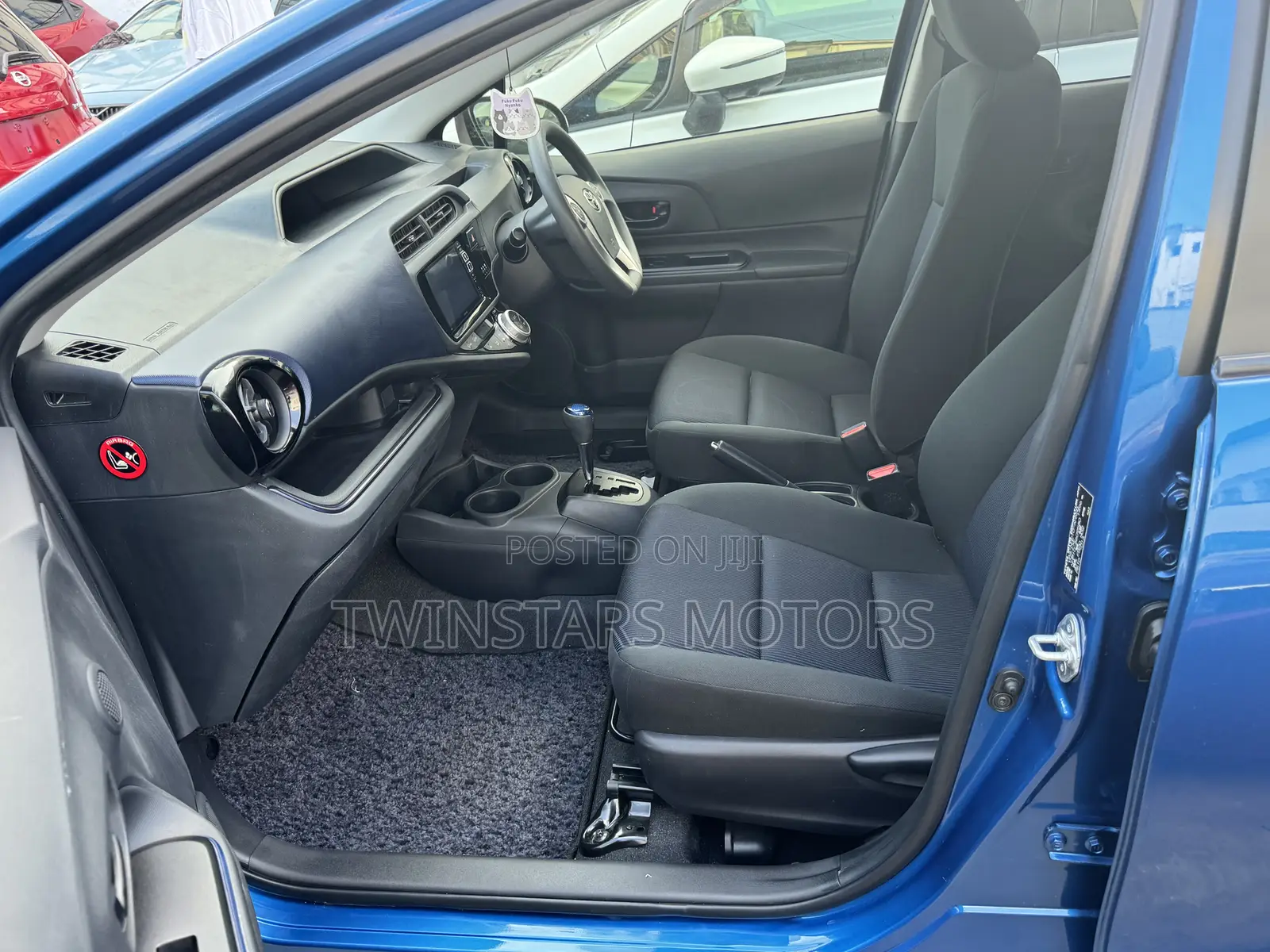Toyota Aqua 2017 Blue