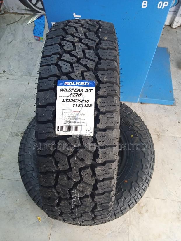 225/75r16 Falken Wildpeak All-Terrain