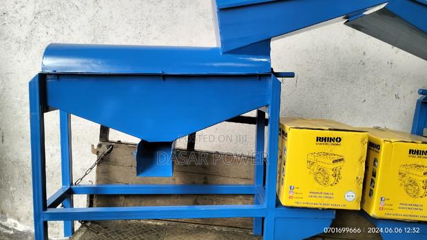 Maize Sheller With Petrol Engine - thumbnail 3