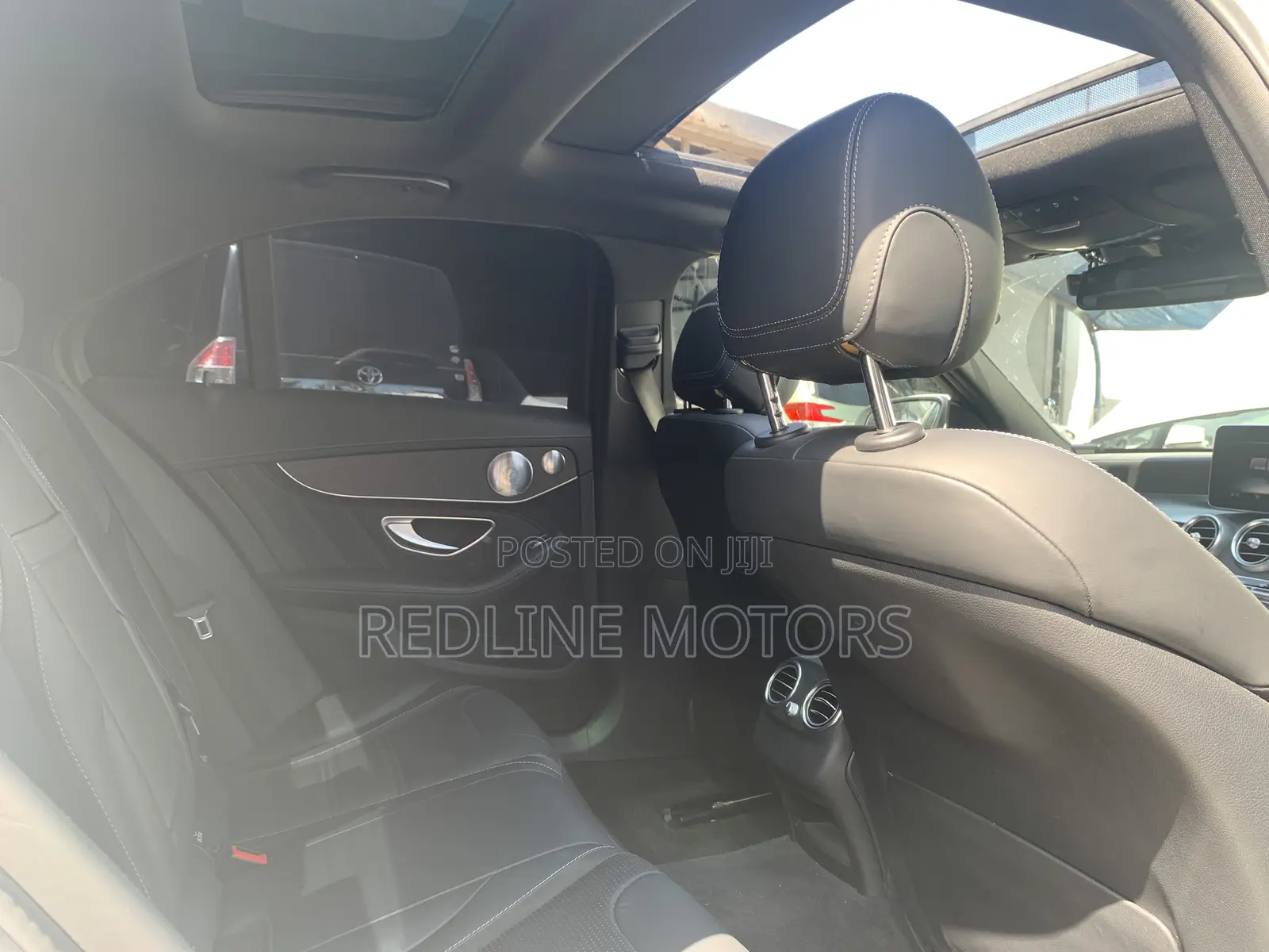 Mercedes-Benz C63 S RWD Sedan (4.0L V8 7A) 2017 Pearl