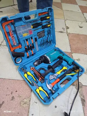 New MAKITA DRILL SET + Accessories