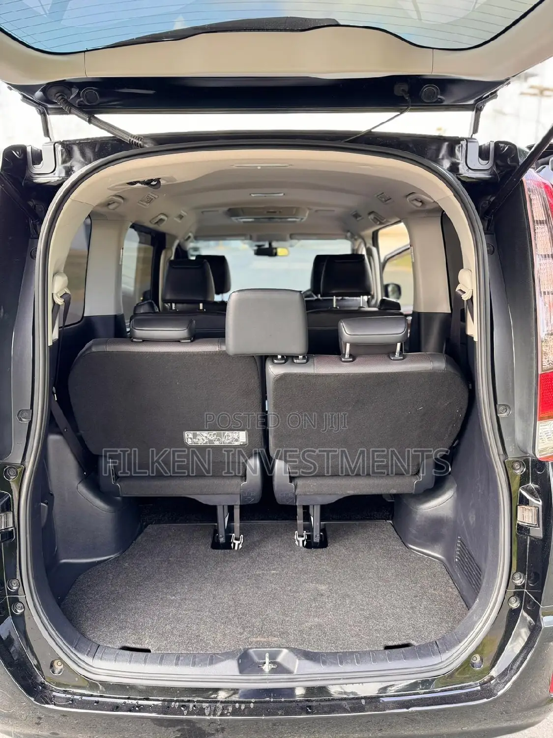 Toyota Voxy 2017 Black