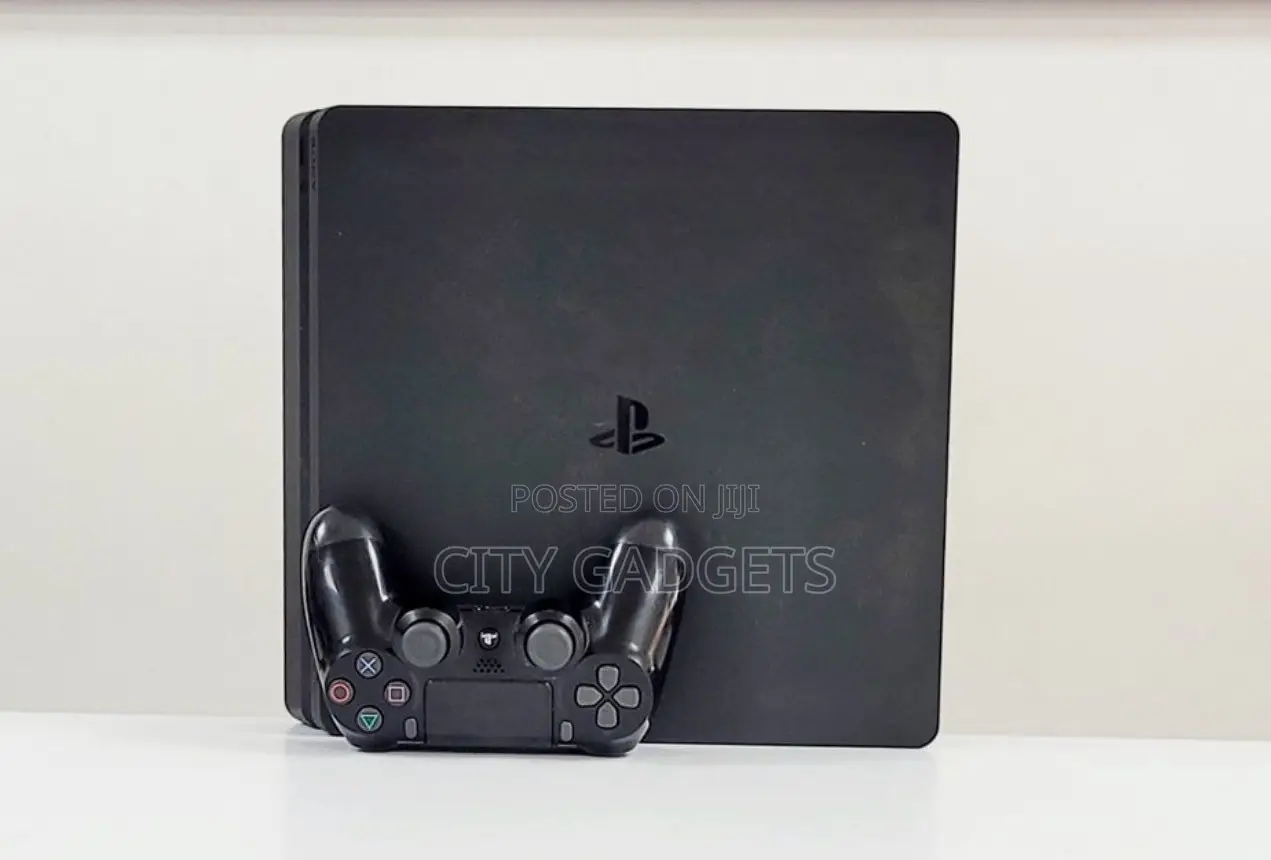 Sony Ps4 Slim Used Very Clean With One Pad
