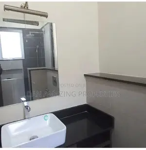 5bdrm Maisonette in Lavington Mall Area for sale