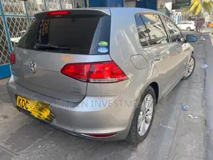 Volkswagen Golf 2014 Silver