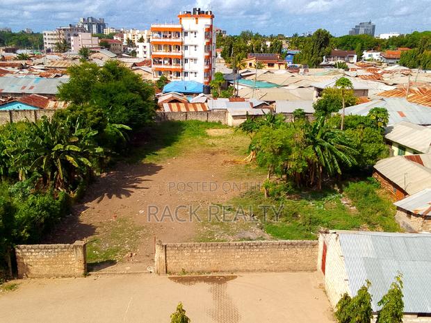 Prime 1/2 Acre in Nyali - Ideal for Apartments - thumbnail 7