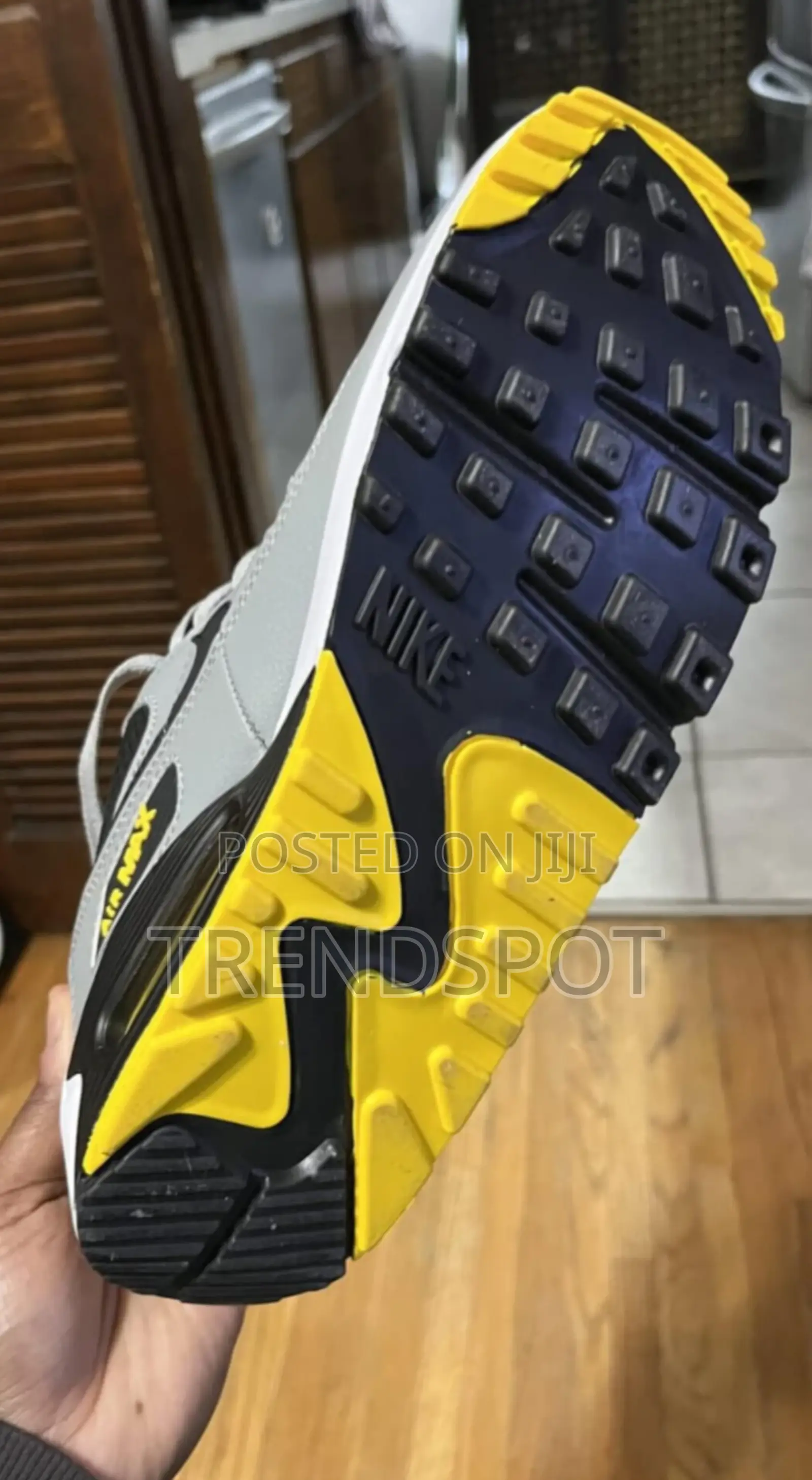 *Airmax 90 Batman* Sneakers