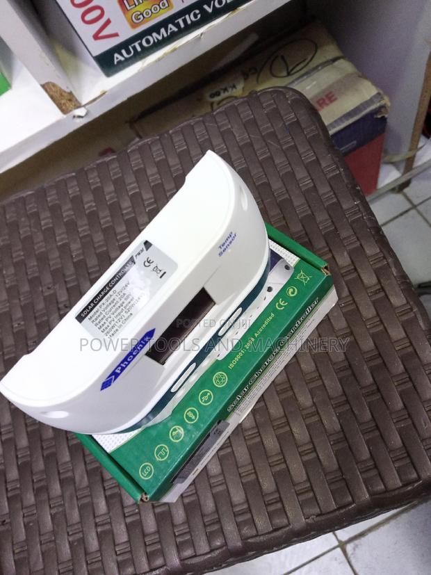 Phonex 20ah Charger Controller - main view