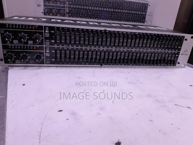 Double Equalizer Behringer (FB3102HD) - main view