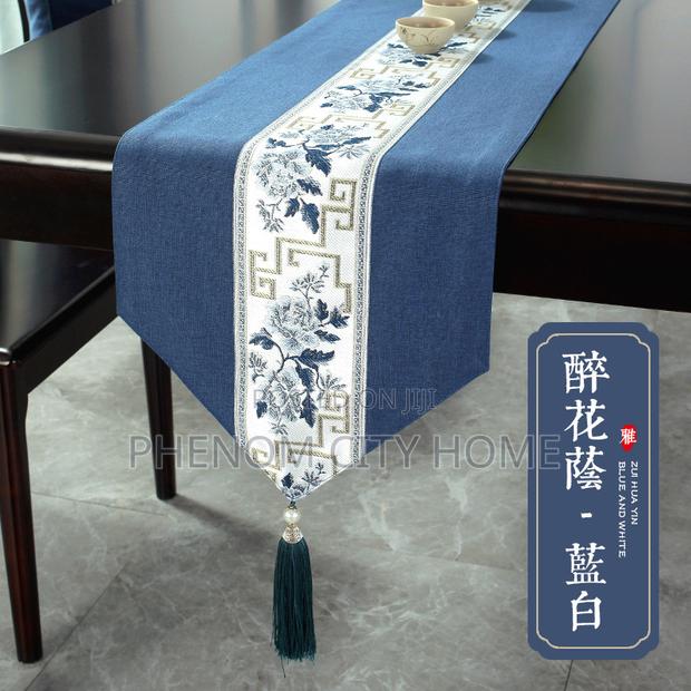 Table Runner Available - thumbnail 2