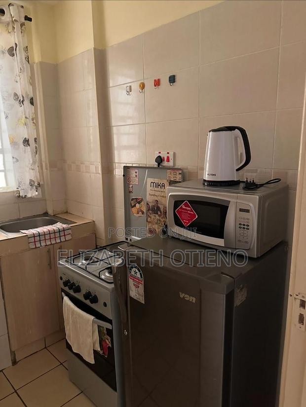 1 Bedroom Airbnb in South B - thumbnail 4