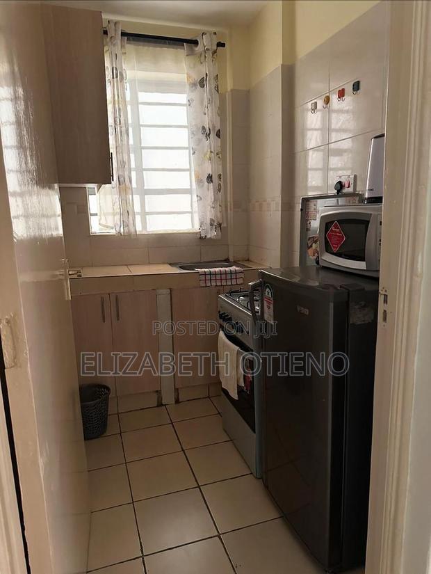1 Bedroom Airbnb in South B - thumbnail 5